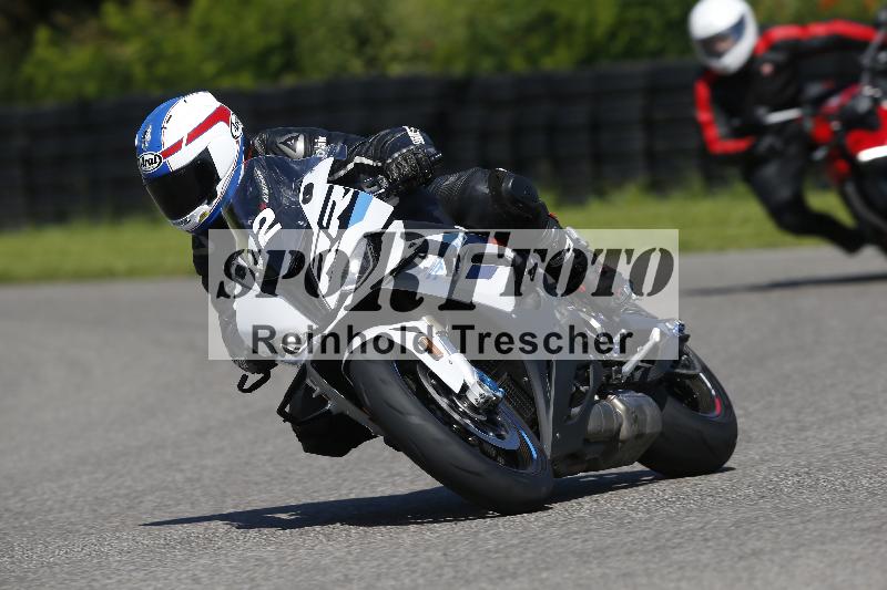 /Archiv-2024/29 12.06.2024 MOTO.CH Track Day ADR/Gruppe gelb/72